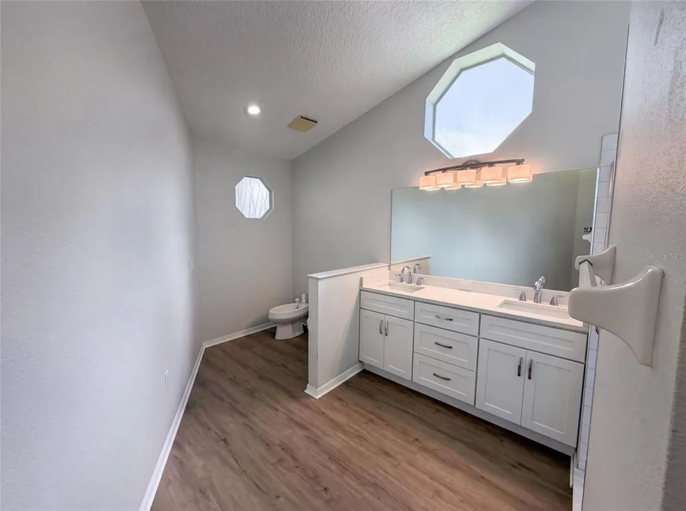 9454 MISSISSIPPI RUN Weeki Wachee, FL 34613
