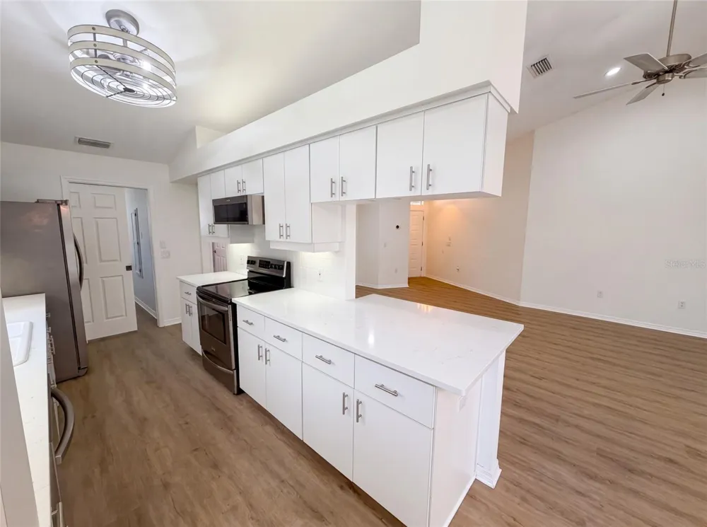 9454 MISSISSIPPI RUN Weeki Wachee, FL 34613