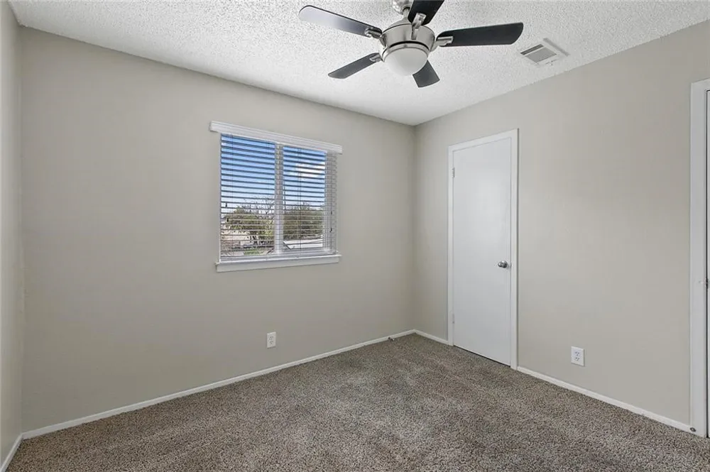 2401 Manor Road #216 Austin, TX 78722