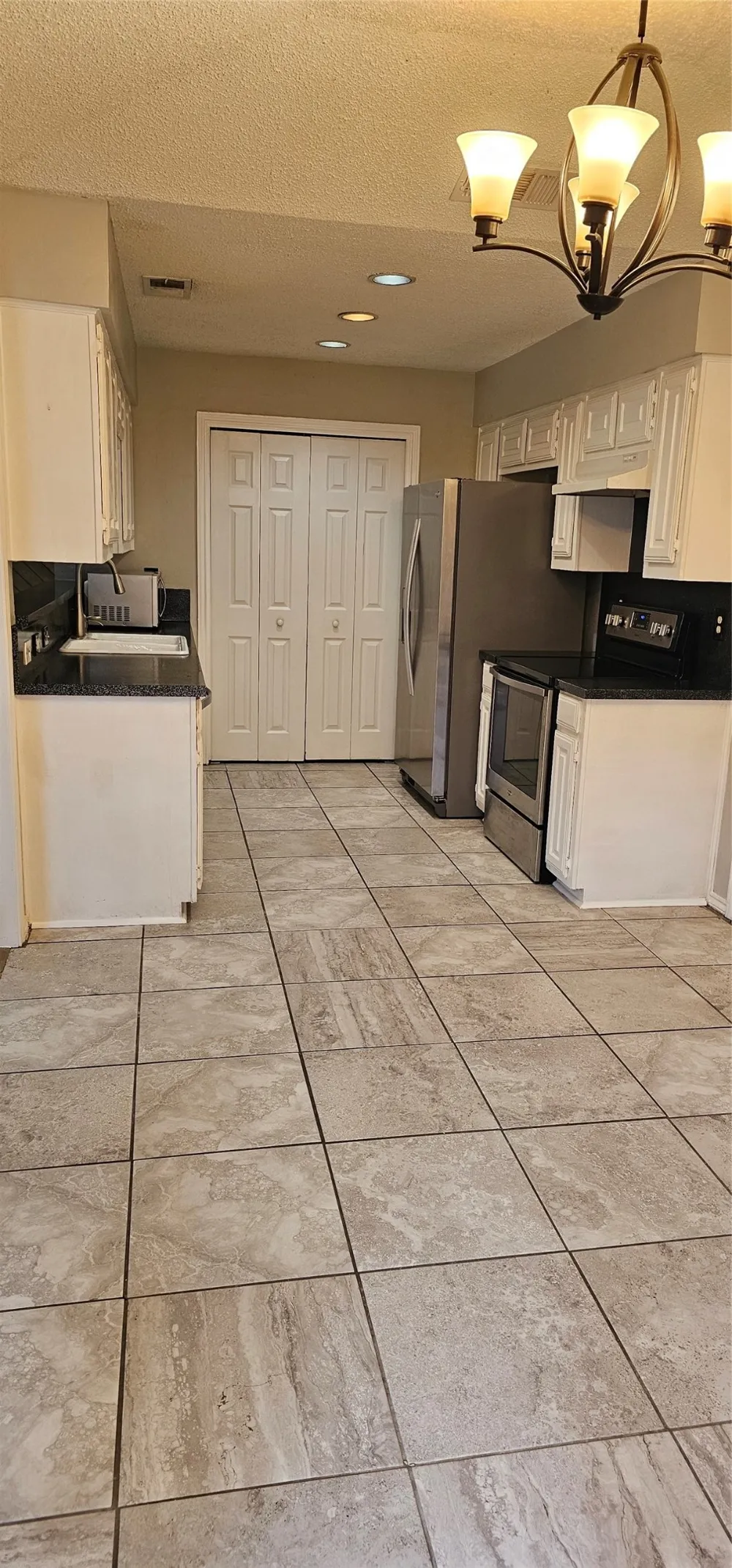 3403 Hilltop Lane Plano, TX 75023