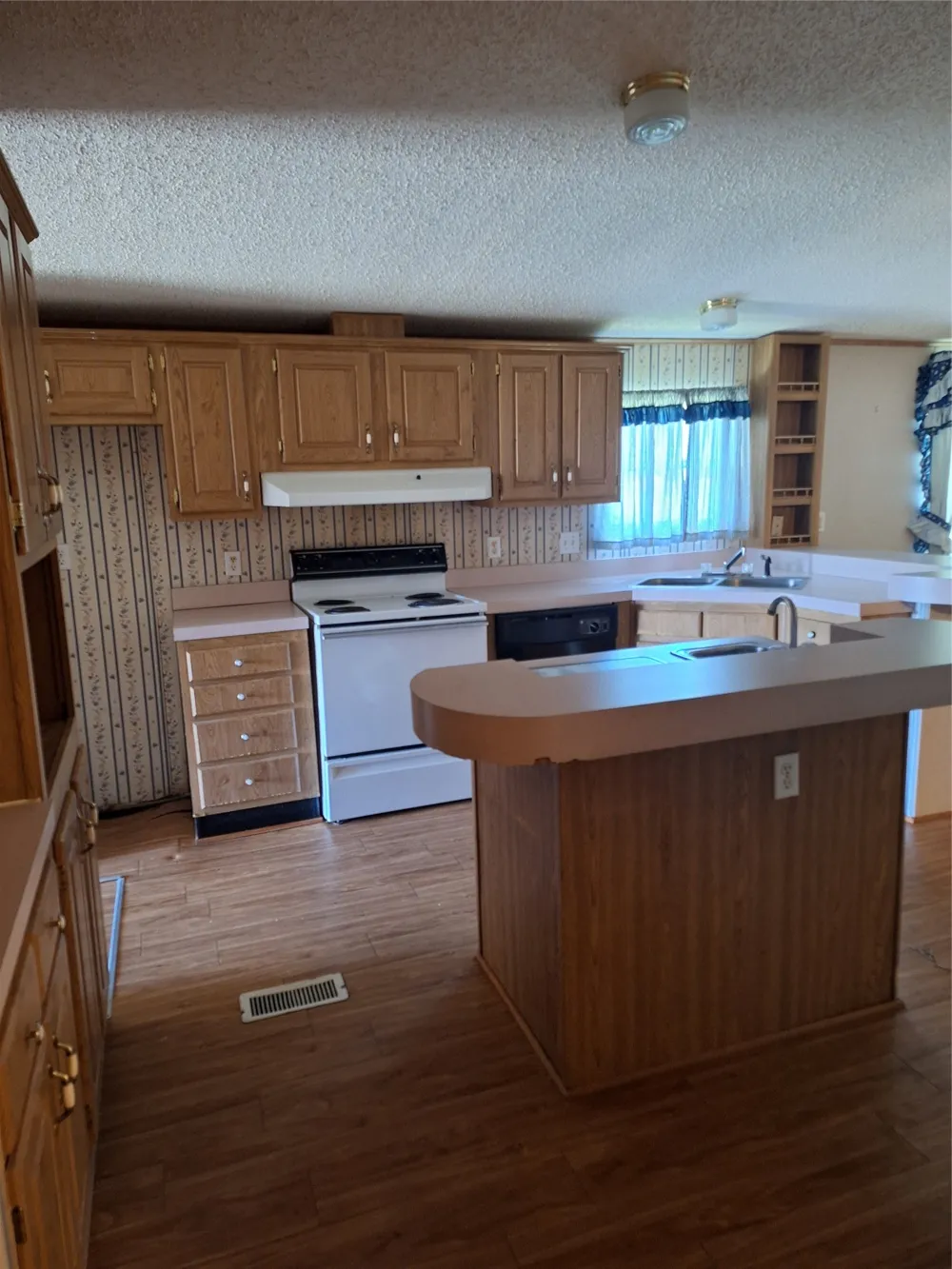 10659 Wesley Road Vivian, LA 71082