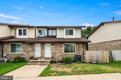 21 S CEDAR CREEK COURT