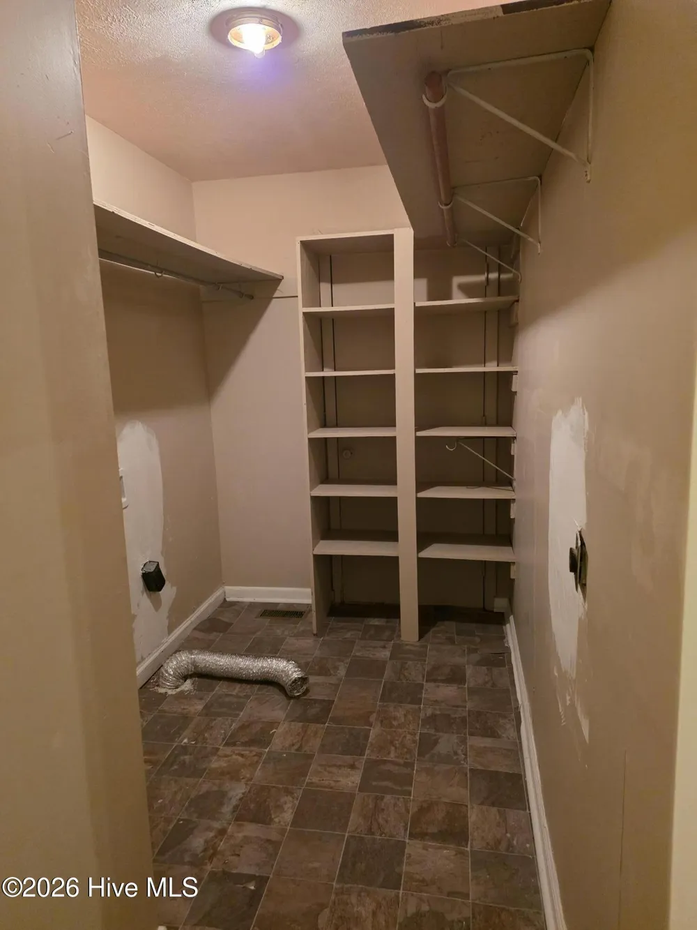 612 Calhoun Street Clinton, NC 28328