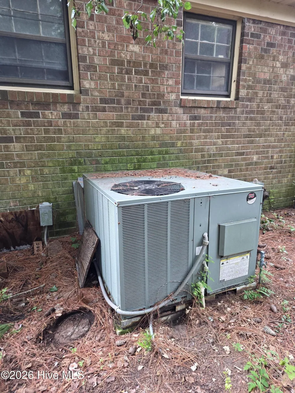 612 Calhoun Street Clinton, NC 28328