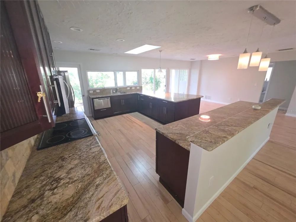 7708 NW 9TH AVE DRIVE Bradenton, FL 34209