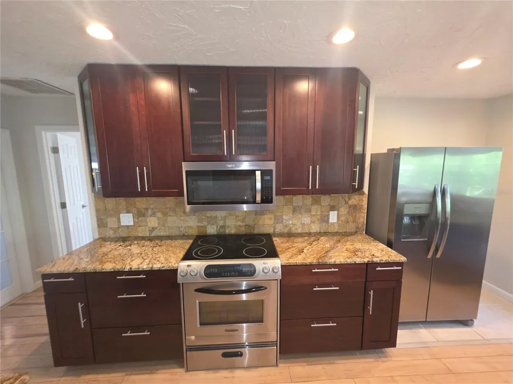 7708 NW 9TH AVE DRIVE Bradenton, FL 34209