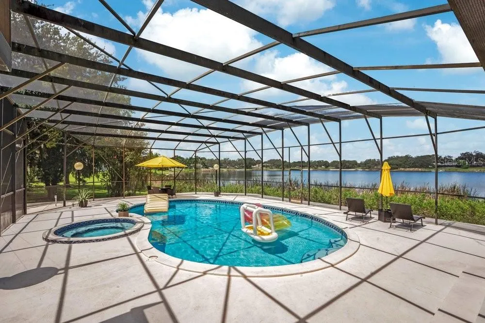 8142 CHIANTI DRIVE Orlando, FL 32836