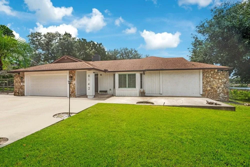 8142 CHIANTI DRIVE Orlando, FL 32836