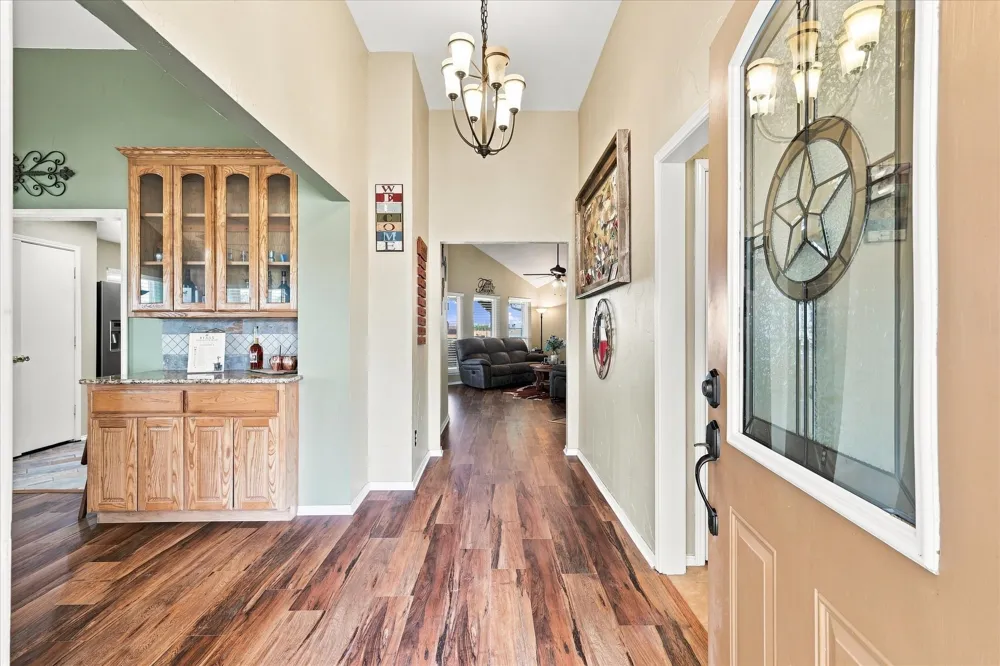 11555 Plainview Road Krum, TX 76249