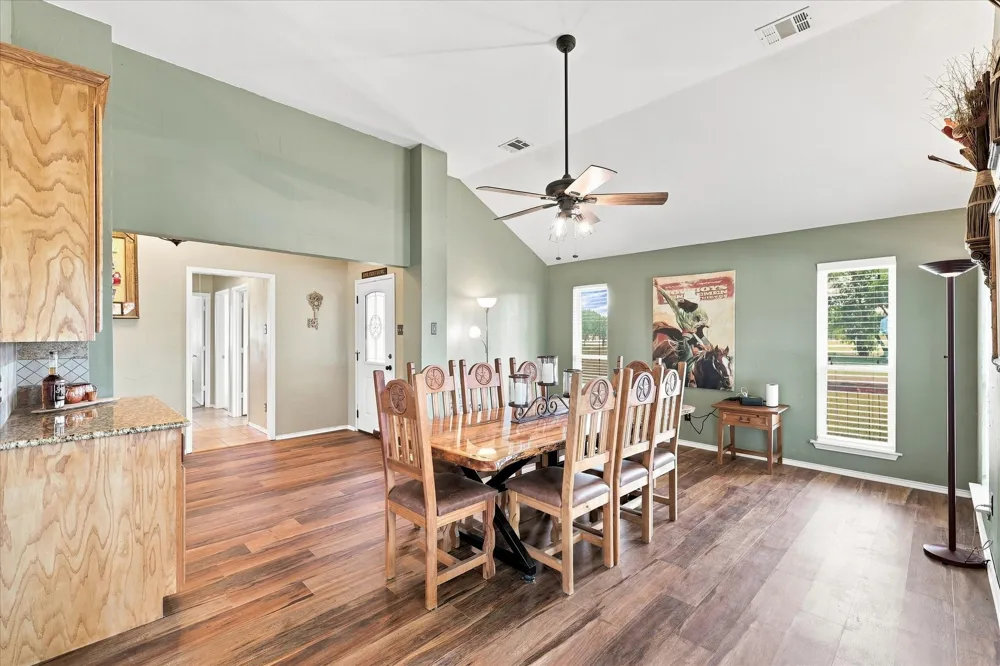 11555 Plainview Road Krum, TX 76249