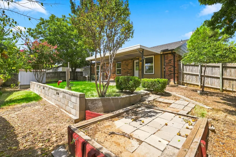 3511 Meadowview Drive Corinth, TX 76210