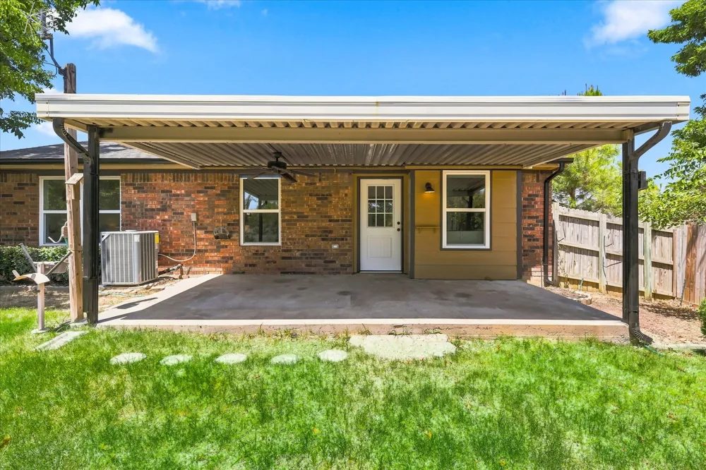 3511 Meadowview Drive Corinth, TX 76210