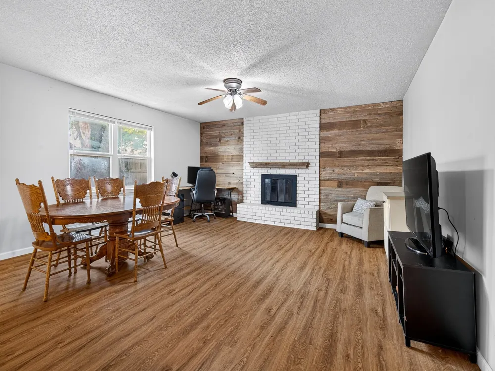 21424 E 32nd Place S Broken Arrow, OK 74014