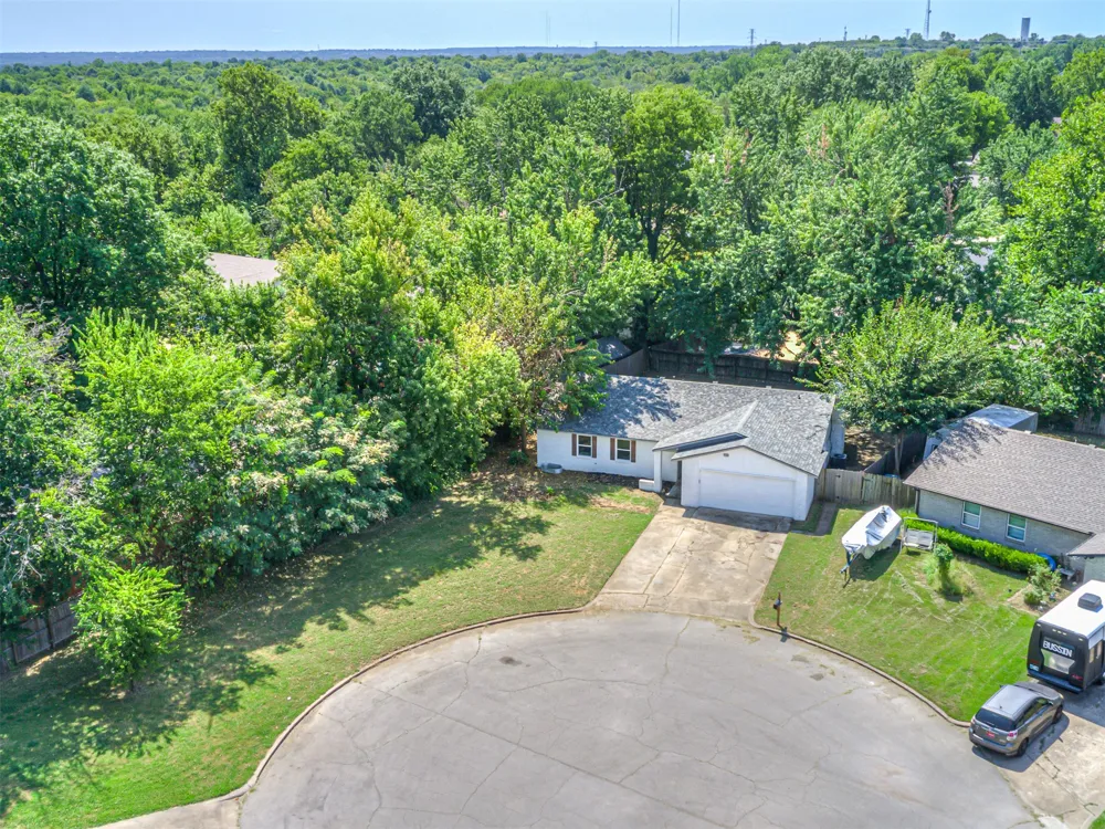 21424 E 32nd Place S Broken Arrow, OK 74014