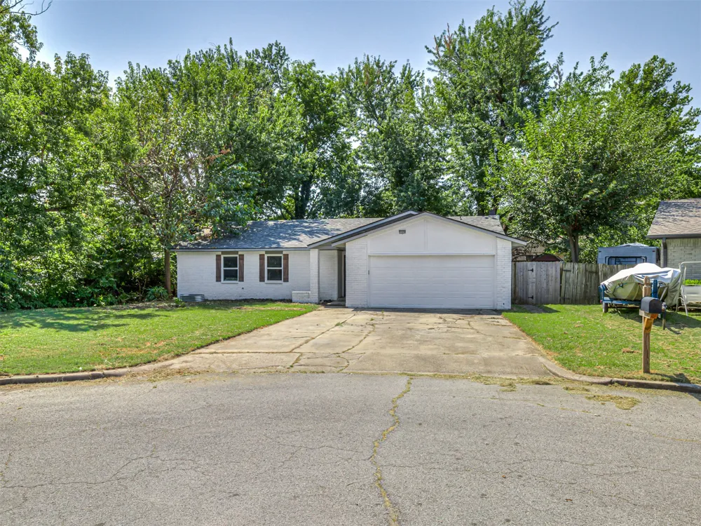 21424 E 32nd Place S Broken Arrow, OK 74014