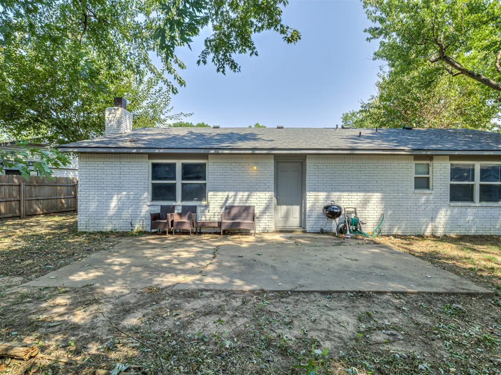 21424 E 32nd Place S Broken Arrow, OK 74014