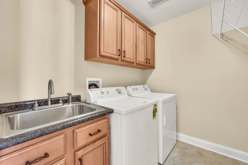 3728 Coves Way Adams, TN 37010