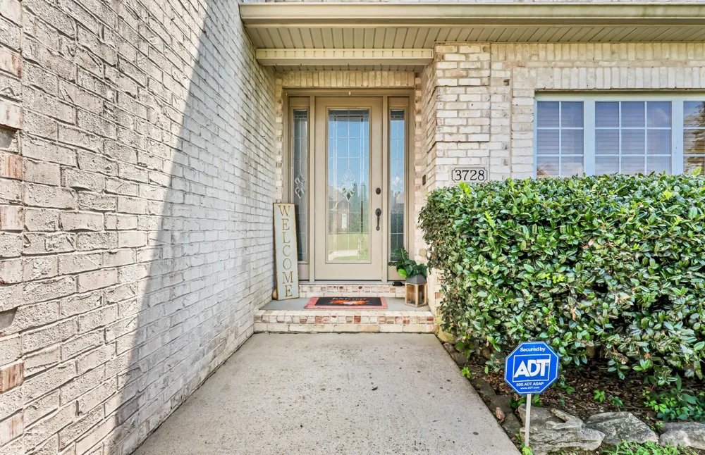 3728 Coves Way Adams, TN 37010