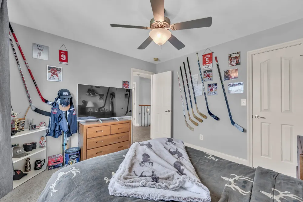 3728 Coves Way Adams, TN 37010