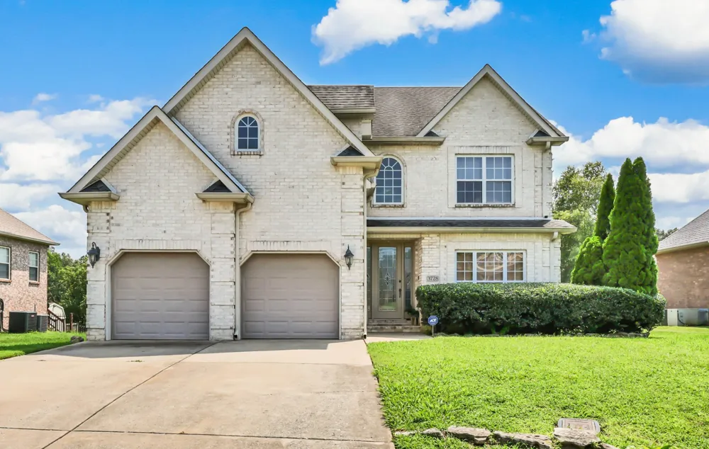 3728 Coves Way Adams, TN 37010