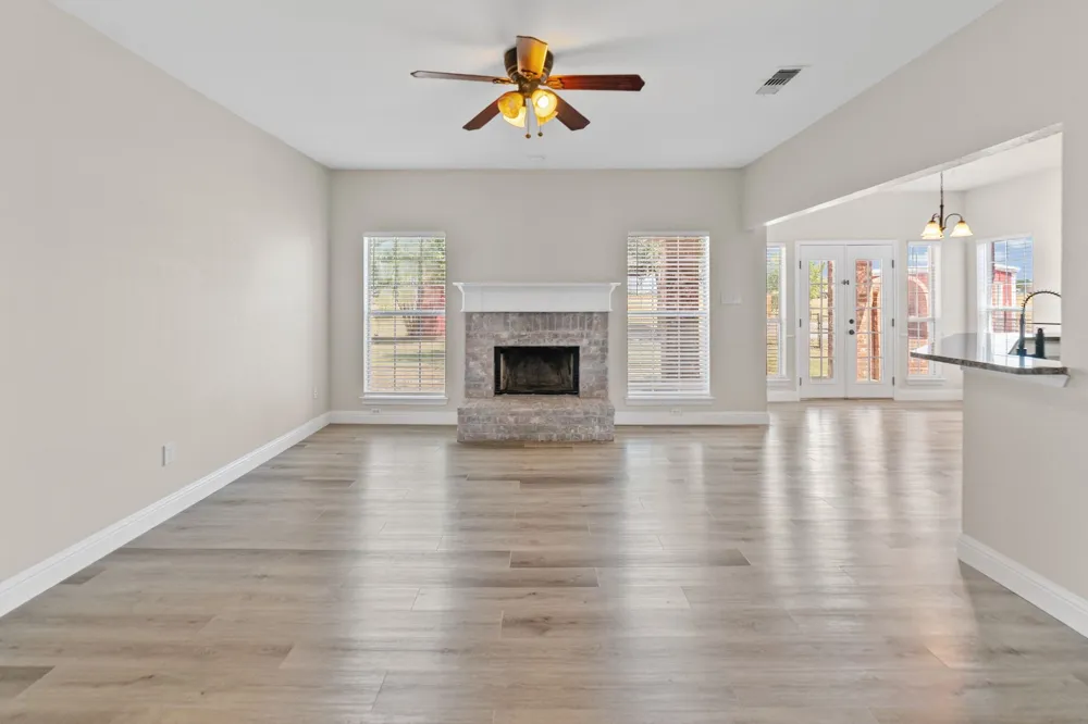 627 County Road 4445 Trenton, TX 75490