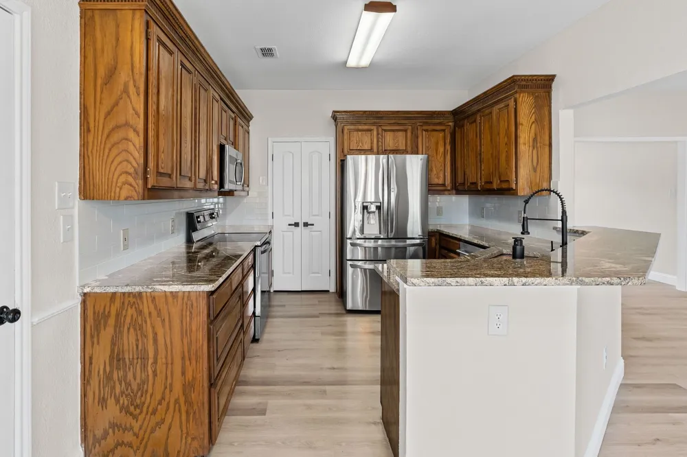 627 County Road 4445 Trenton, TX 75490