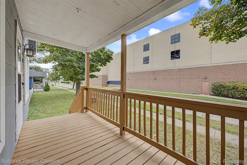 1759 Howard Street Lincoln Park City, MI 48146