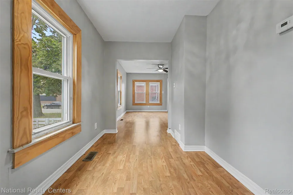 1759 Howard Street Lincoln Park City, MI 48146