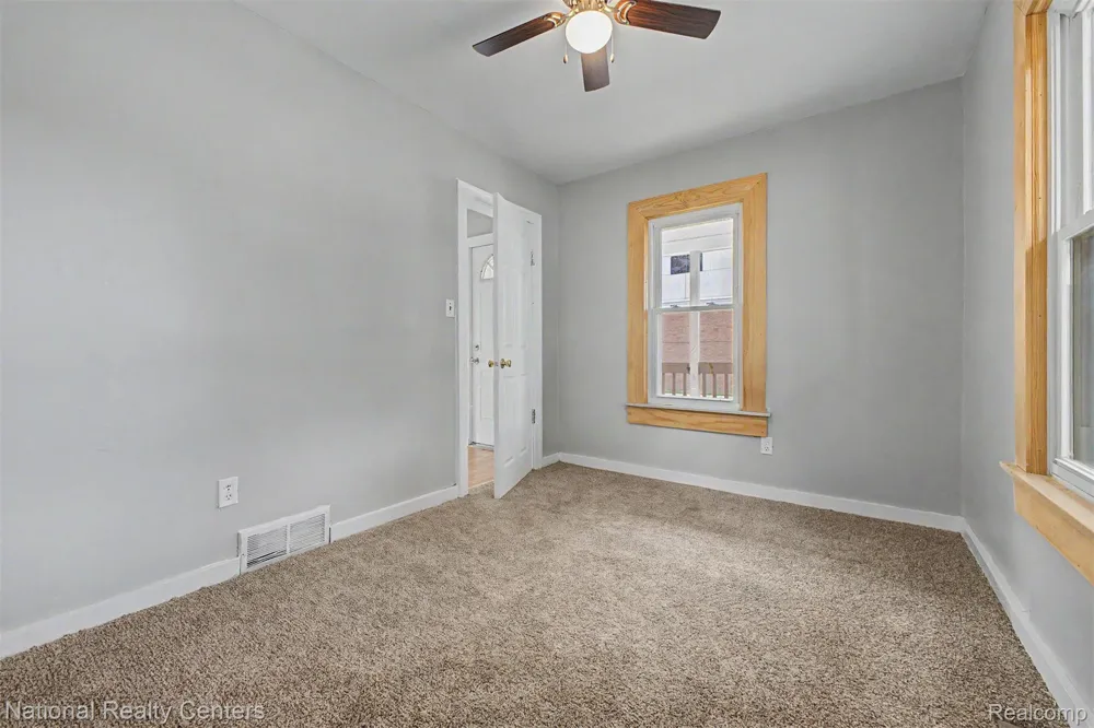 1759 Howard Street Lincoln Park City, MI 48146