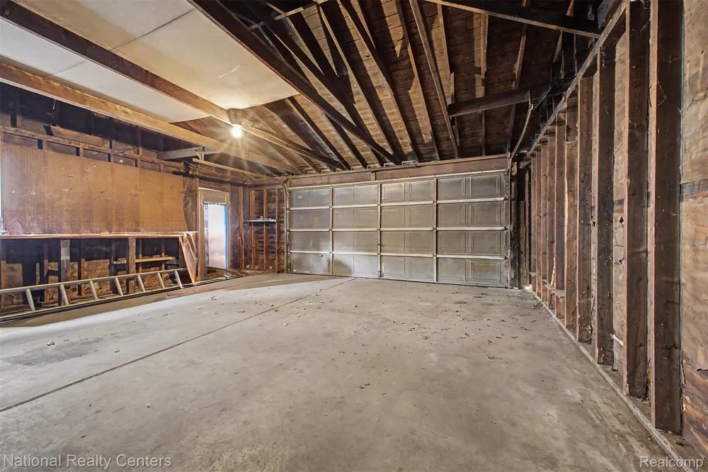 1759 Howard Street Lincoln Park City, MI 48146