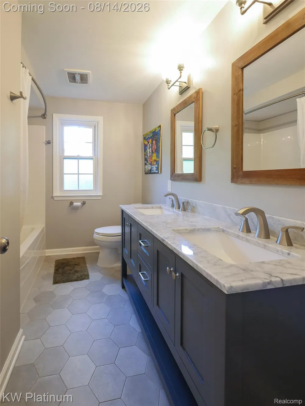 657 Hawthorne Road Grosse Pointe Woods City, MI 48236