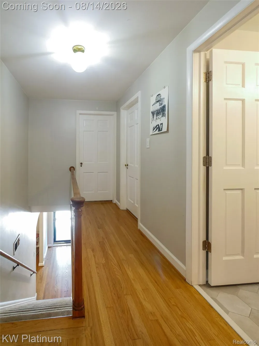 657 Hawthorne Road Grosse Pointe Woods City, MI 48236