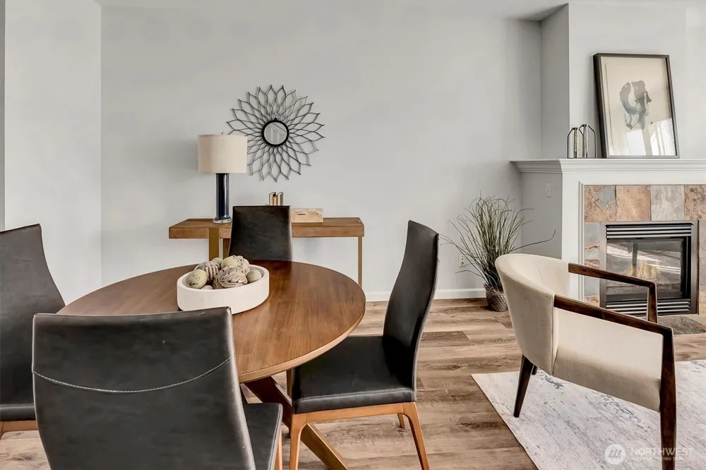 9080 162nd Place NE #2202 Redmond, WA 98052
