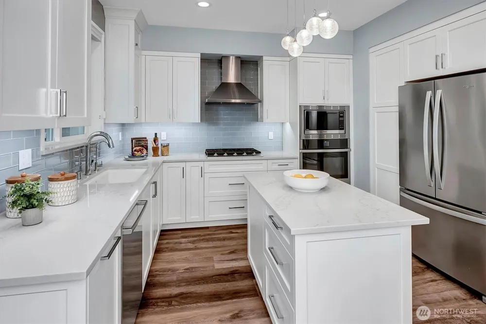 9080 162nd Place NE #2202 Redmond, WA 98052