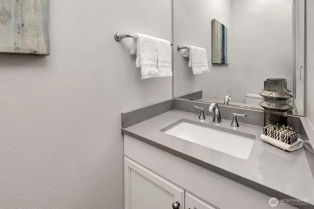 9080 162nd Place NE #2202 Redmond, WA 98052