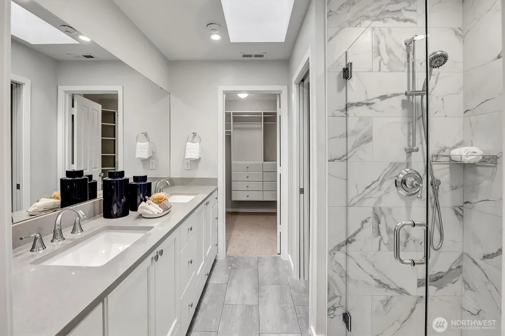 9080 162nd Place NE #2202 Redmond, WA 98052