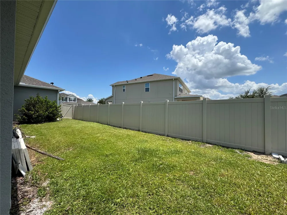 715 BLUE CITRUS LANE Minneola, FL 34715