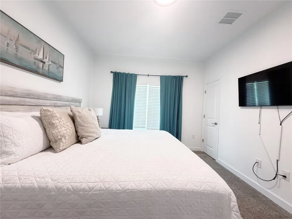 4192 PARAGRAPH DRIVE Kissimmee, FL 34746