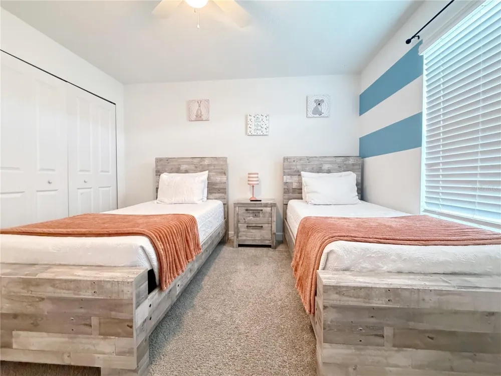 4192 PARAGRAPH DRIVE Kissimmee, FL 34746