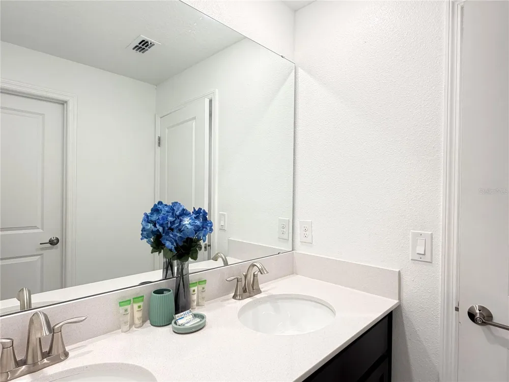 4192 PARAGRAPH DRIVE Kissimmee, FL 34746