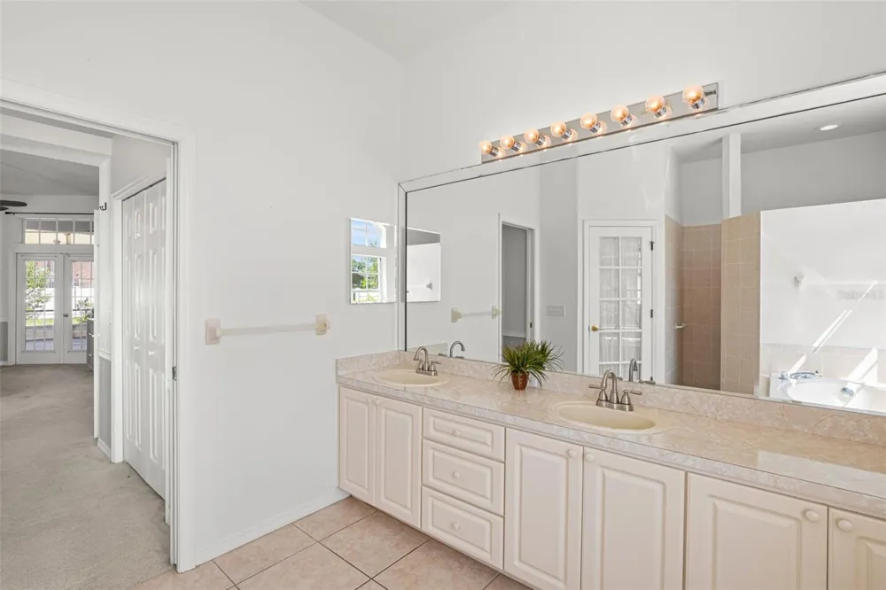 7904 OREGOLD DRIVE New Port Richey, FL 34654