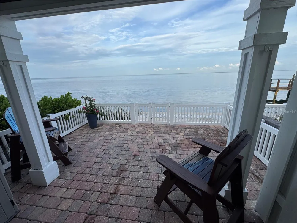 4974 COQUINA KEY DRIVE SE St Petersburg, FL 33705