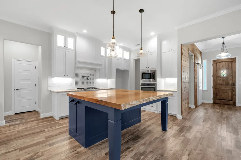119 Breeders Drive Willow Park, TX 76087