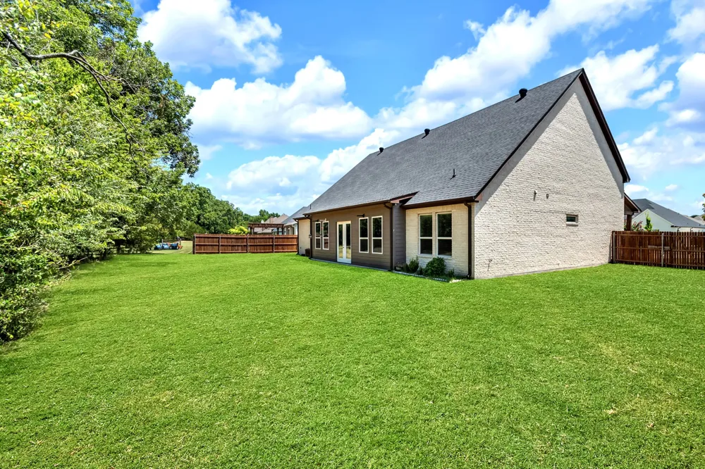 119 Breeders Drive Willow Park, TX 76087