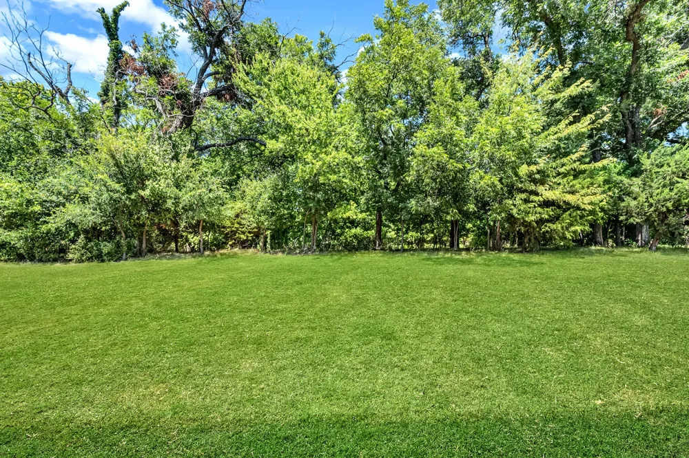 119 Breeders Drive Willow Park, TX 76087