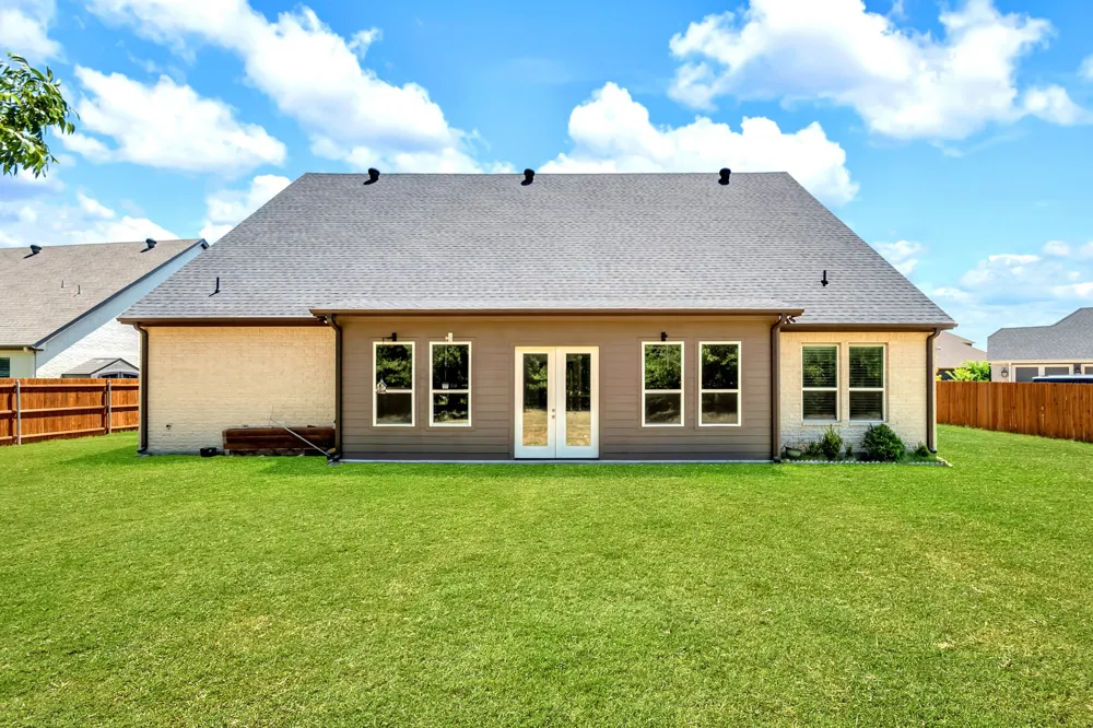 119 Breeders Drive Willow Park, TX 76087