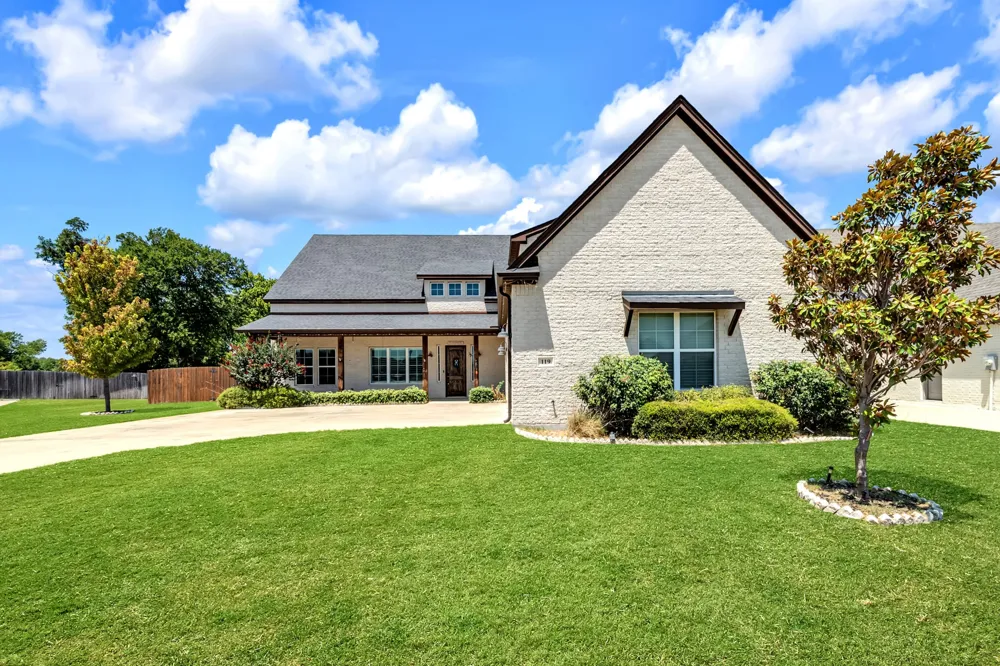 119 Breeders Drive Willow Park, TX 76087