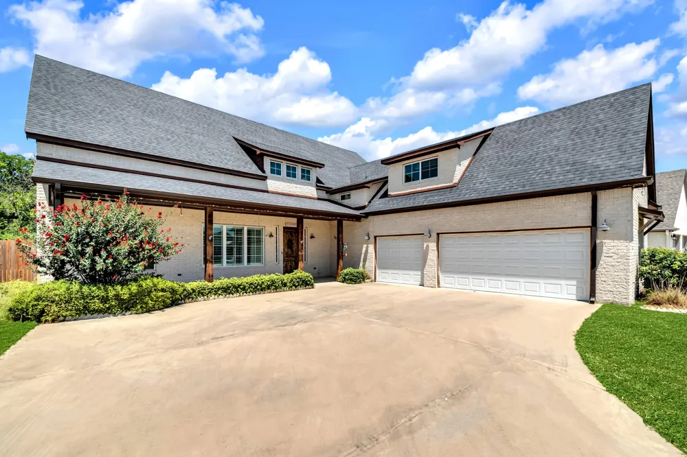 119 Breeders Drive Willow Park, TX 76087