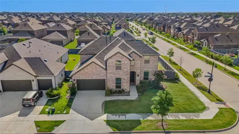 7001 Lowbranch Trail