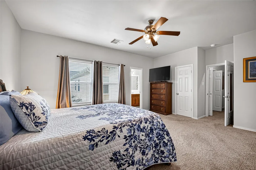 1911 Kemah Village Drive Kemah, TX 77565